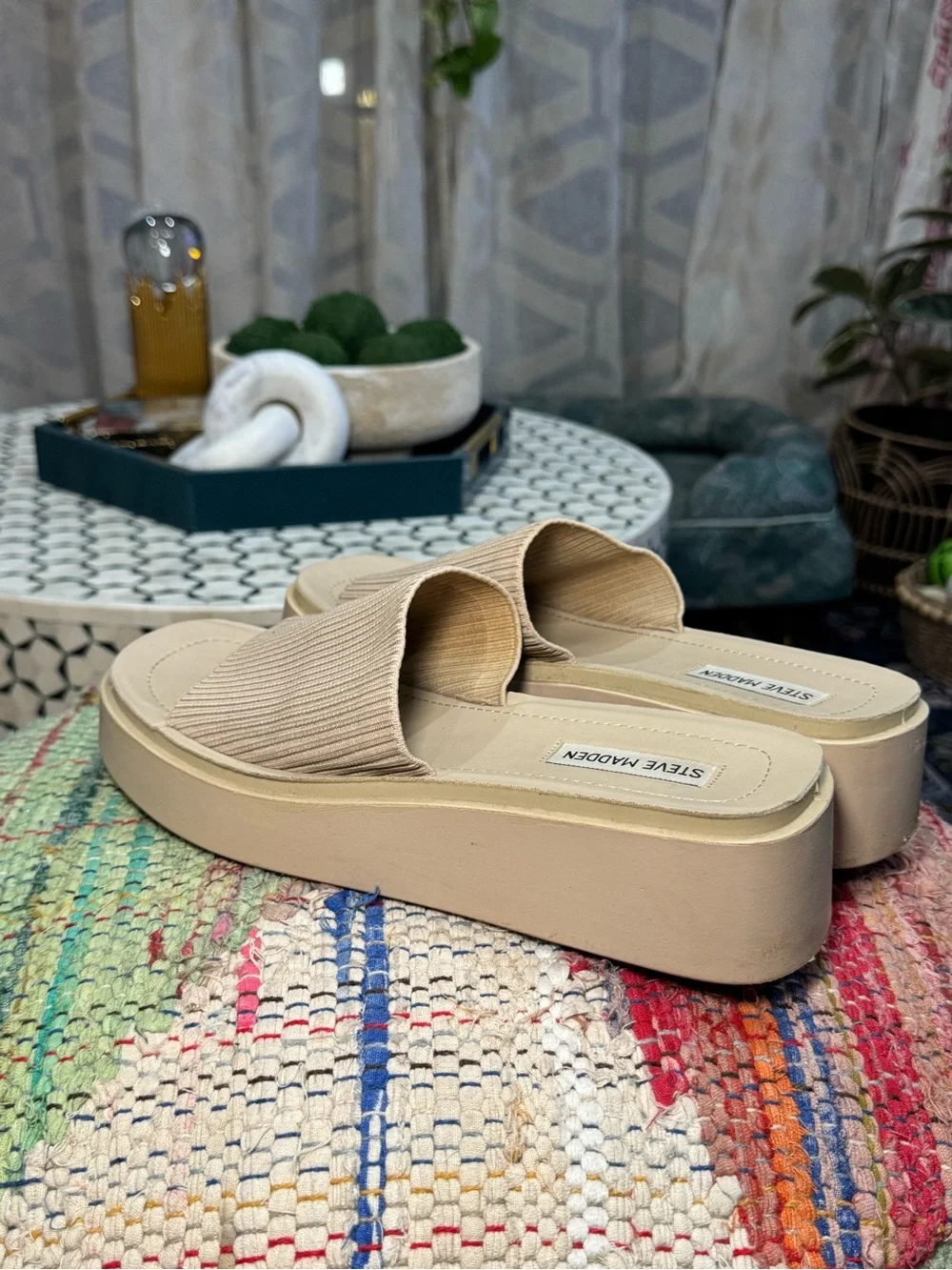 🫧🤍 Steve Madden Neutral Ribbed Slide Platform‎ Sandals in Beige 🤍🫧